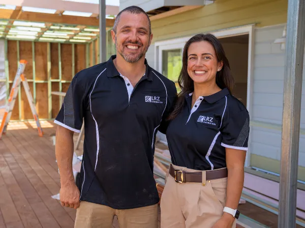Builder-on-site-sunshine-coast-LRZ-construction-